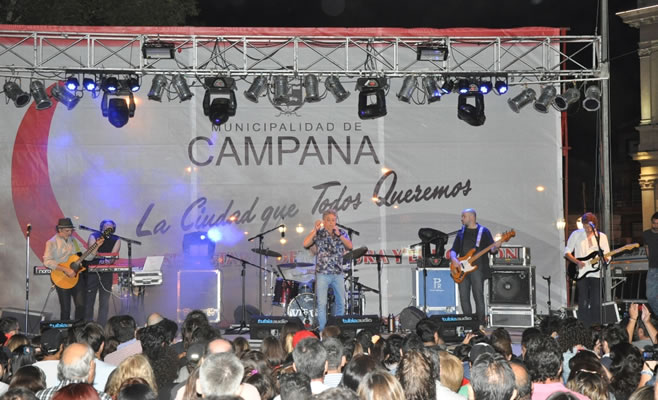 Virus hizo vibrar a una multitud en Campana