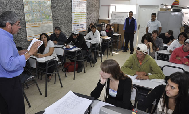 Tránsito y Transporte continúan con los cursos sobre Educación Vial