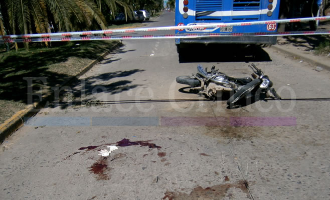 Choque Moto Colectivo