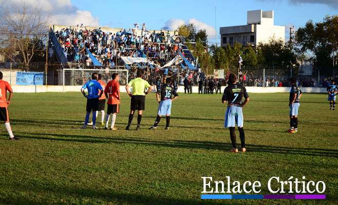 No pudo y encima se suspendió... Dos tiros, dos goles, un negocio "naranja"