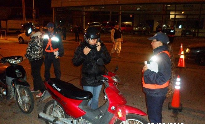 Operativos de control en el casco céntrico y en barrios