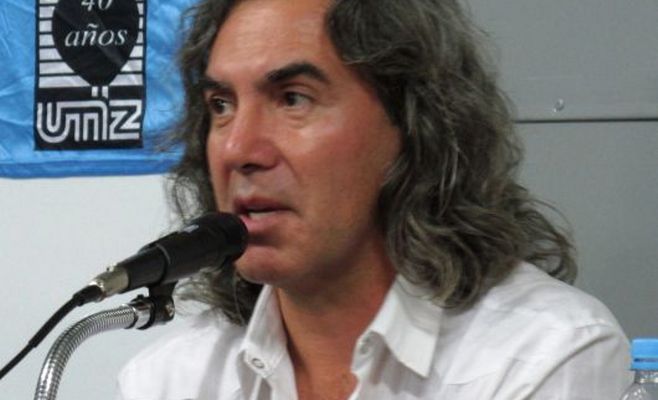 Conferencia Pablo Llonto