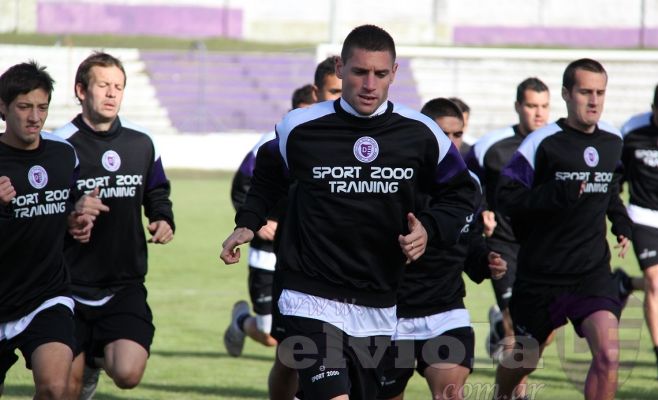 El Viola entrena