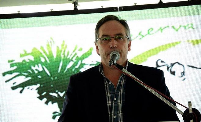 Un proyecto con pocas adhesiones