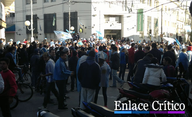 Festejos Argentina Iran Centro (5)