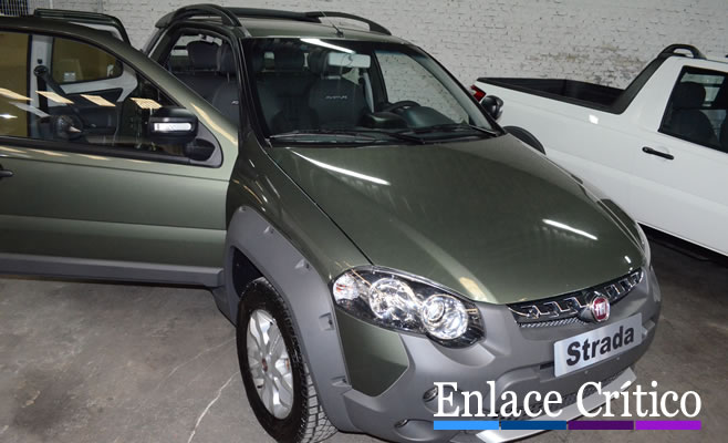 Fiat Strada (7)