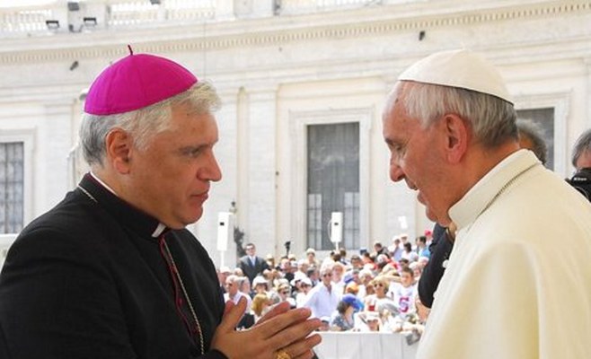 Oscar Sarlinga y el Papa Francisco