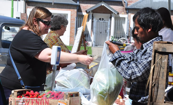 Feria Productores Campana