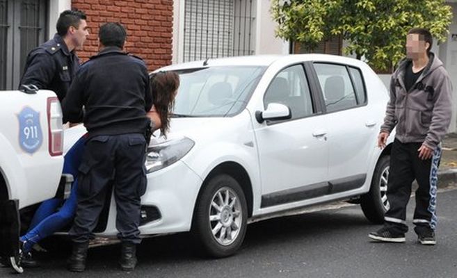 Policía Pareja