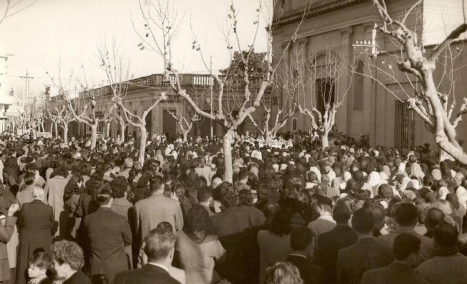 ZÁRATE CELEBRACION FRENTE A LA IGLESIA PARROQUIAL
