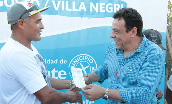 Osvaldo Caffaro Zarate en Movimiento 4