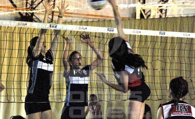 CNZ Voley Martina Ibar