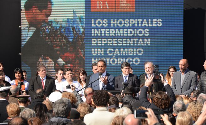 El Gobernador Scioli