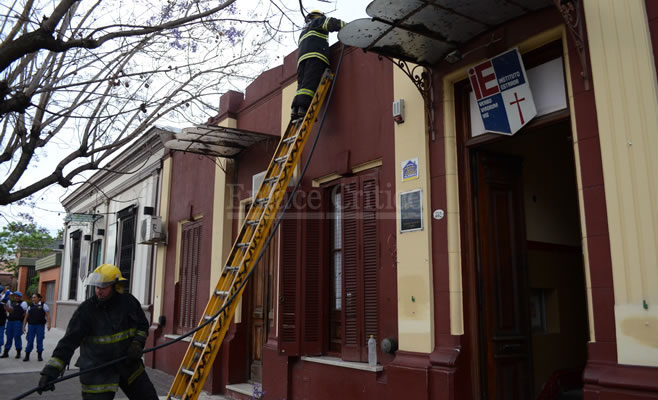 Incendio Instituto Estrada (8)