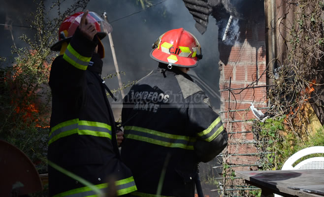 Incendio Urquiza y Avellaneda (1)