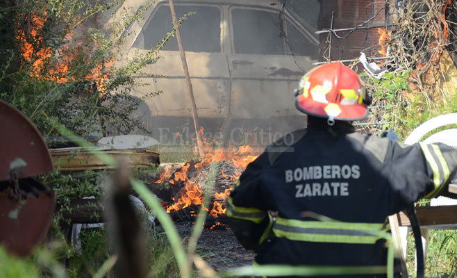 Incendio Urquiza y Avellaneda (2)