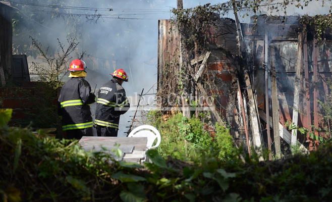 Incendio Urquiza y Avellaneda (3)