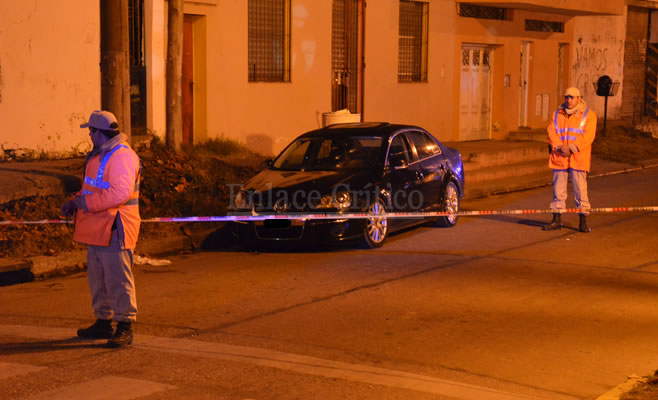 Auto Baleado Conesa y Mitre (6)