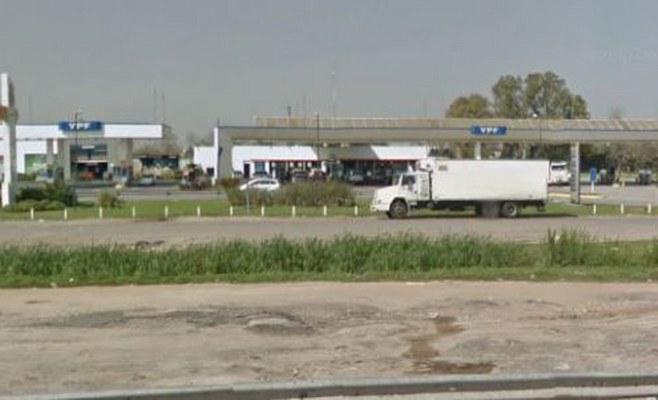 Estación de servicio ruta 193 e/6 y12