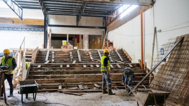 Avanza la obra de remodelación del teatro Pedro Barbero de Campana