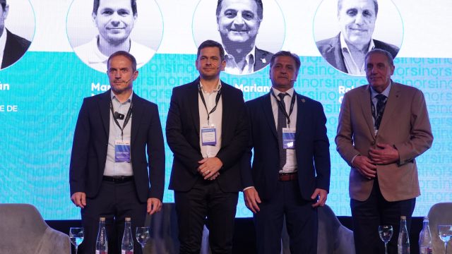 ZÁRATE, CAMPANA, EXALTACIÓN en el congreso SINOR