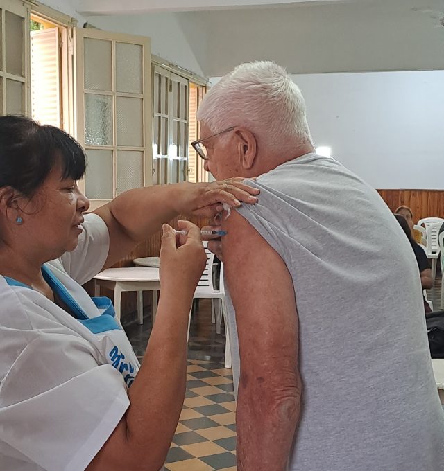 Campaña de vacunación Zárate