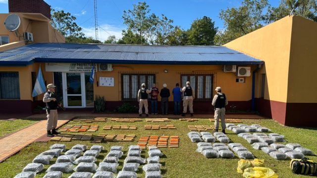 Prefectura incautó más de 550 kilos de droga en Misiones