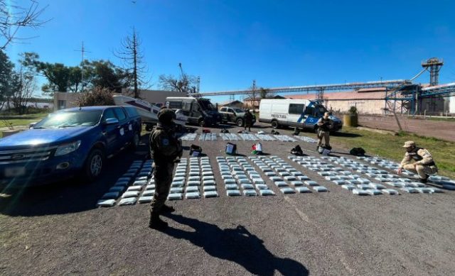 Prefectura secuestró casi 500 kilos de cocaína en un megaoperativo