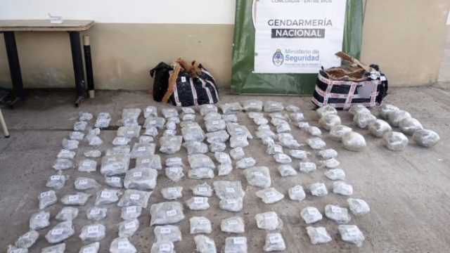 Incautaron 212 kilos de marihuana enviados por encomienda