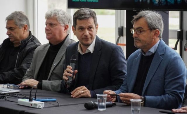 Firma del convenio para crear el Polo Tecnológico CGC en Zárate