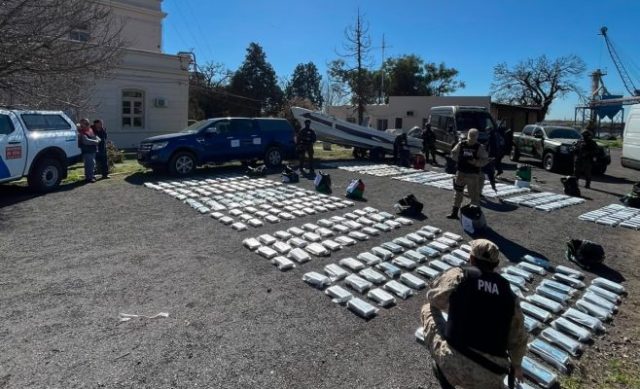 Prefectura secuestró casi 500 kilos de cocaína en un megaoperativo