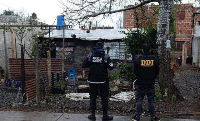 Camioneta secuestrada tras allanamiento por robo en Maquinista Savio