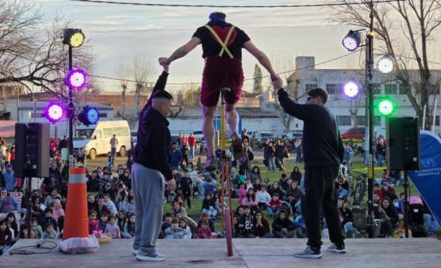 Festejo del Día del Niño en el Parque Urbano de Lima
