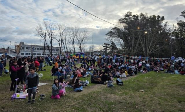Festejo del Día del Niño en el Parque Urbano de Lima