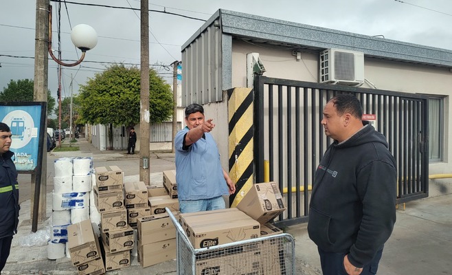 Donación de insumos de higiene de la empresa Softys al Hospital Virgen del Carmen de Zárate