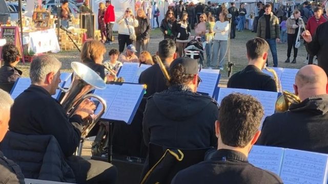 Zárate: la Banda Municipal de Música brindó un concierto en la Feria del Paredón Rosa