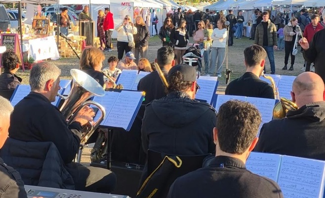 Zárate: la Banda Municipal de Música brindó un concierto en la Feria del Paredón Rosa