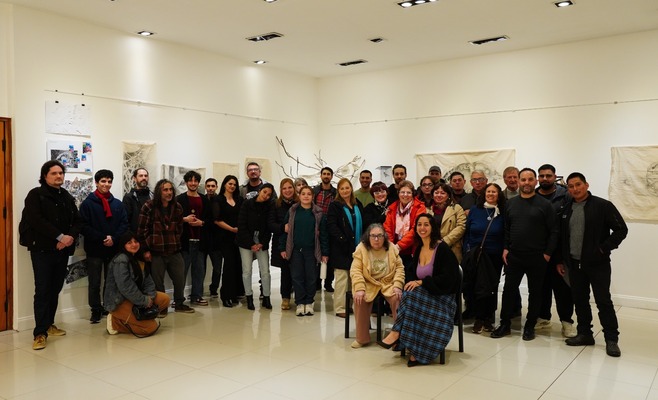 Muestra de arte Trino Ahogado de Matilde Trinidad en el Forum Cultural de Zárate