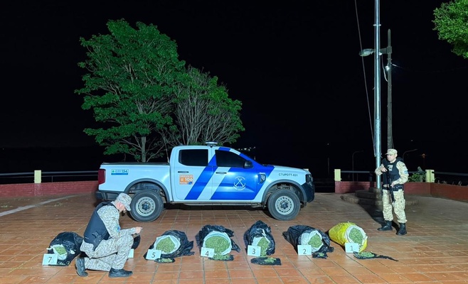 Marihuana incautada por Prefectura durante operativos en Corrientes y Misiones